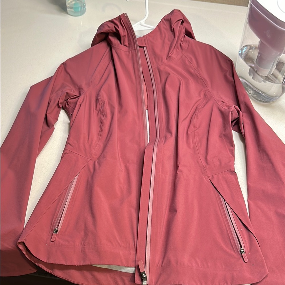 Lululemon Women's Hooded Raincoat - Dusty Rose